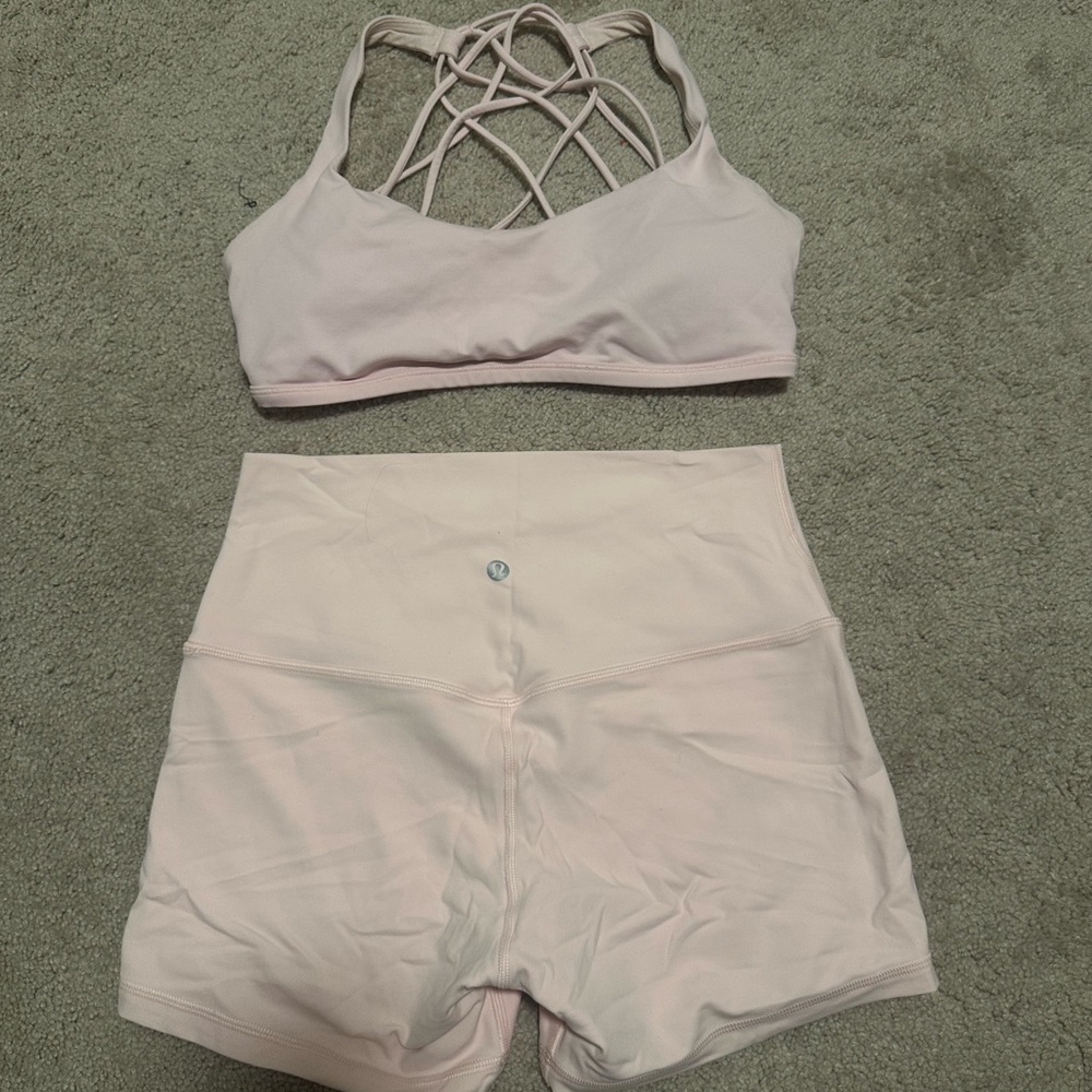 Lululemon “strawberry milkshake” sports bra and biker shorts set size 8